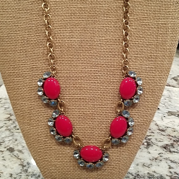 Stella & Dot Jewelry - GUC Stella & Dot Mae Necklace